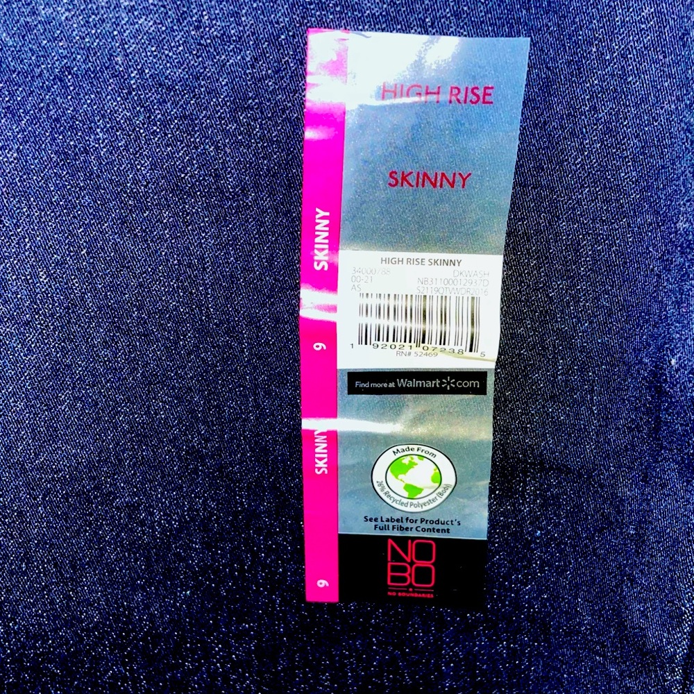 No Boundaries Jeans - Picture 3 of 8